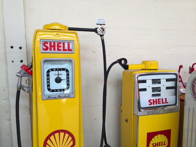 Shell pumps.
